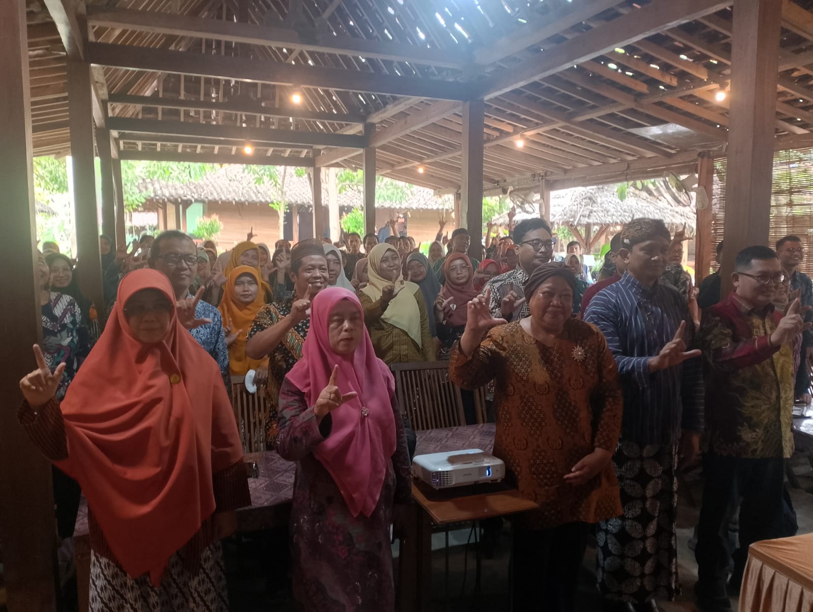 Dari Kampus ke Masyarakat: Pustakawan UBSI Yogyakarta Dukung Pemberdayaan Perpustakaan Kulon Progo