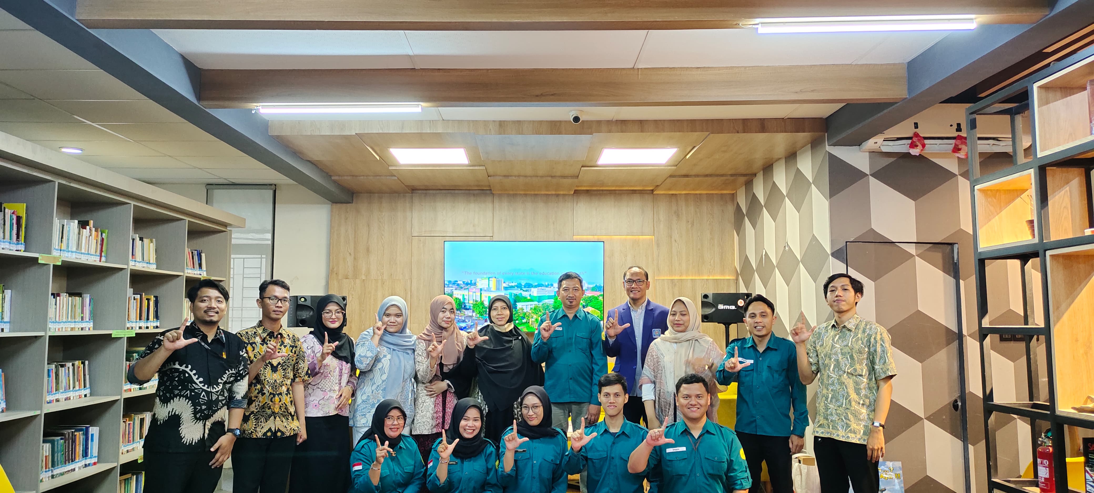UBSI Lakukan Studi Banding ke Universitas Pakuan, Mantapkan Persiapan Akreditasi Perpustakaan