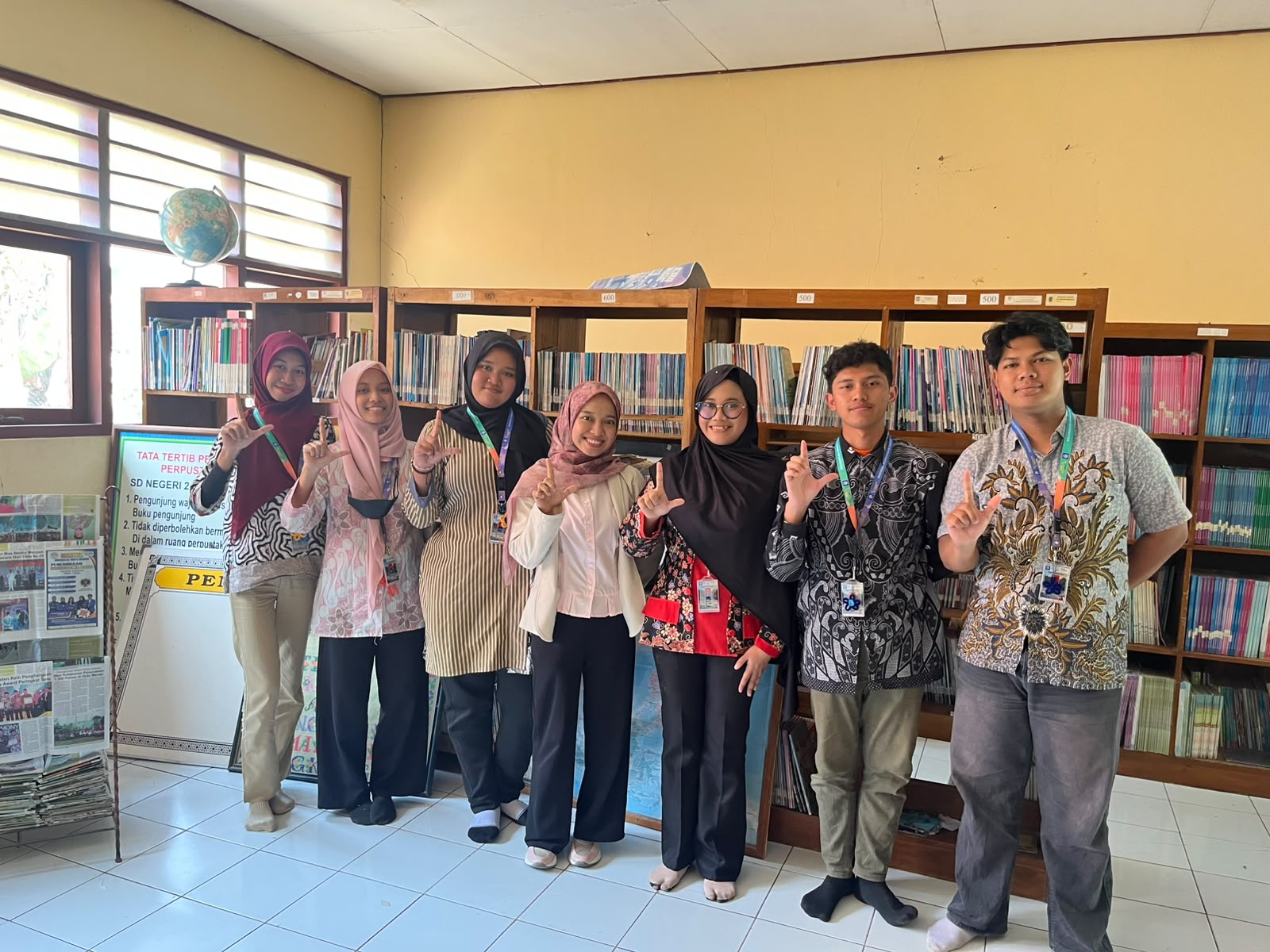 Kolaborasi Perpustakaan UBSI dan Mahasiswa dalam Pengembangan Pojok Baca di SD Negeri 2 Gunung Gajah