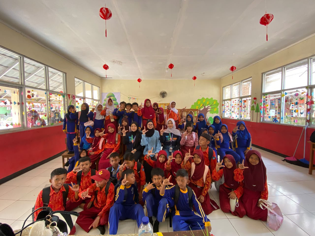 Pustakawan UBSI Kampus Karawang Dorong Gerakan Gemar Membaca melalui BSI Explore 2026