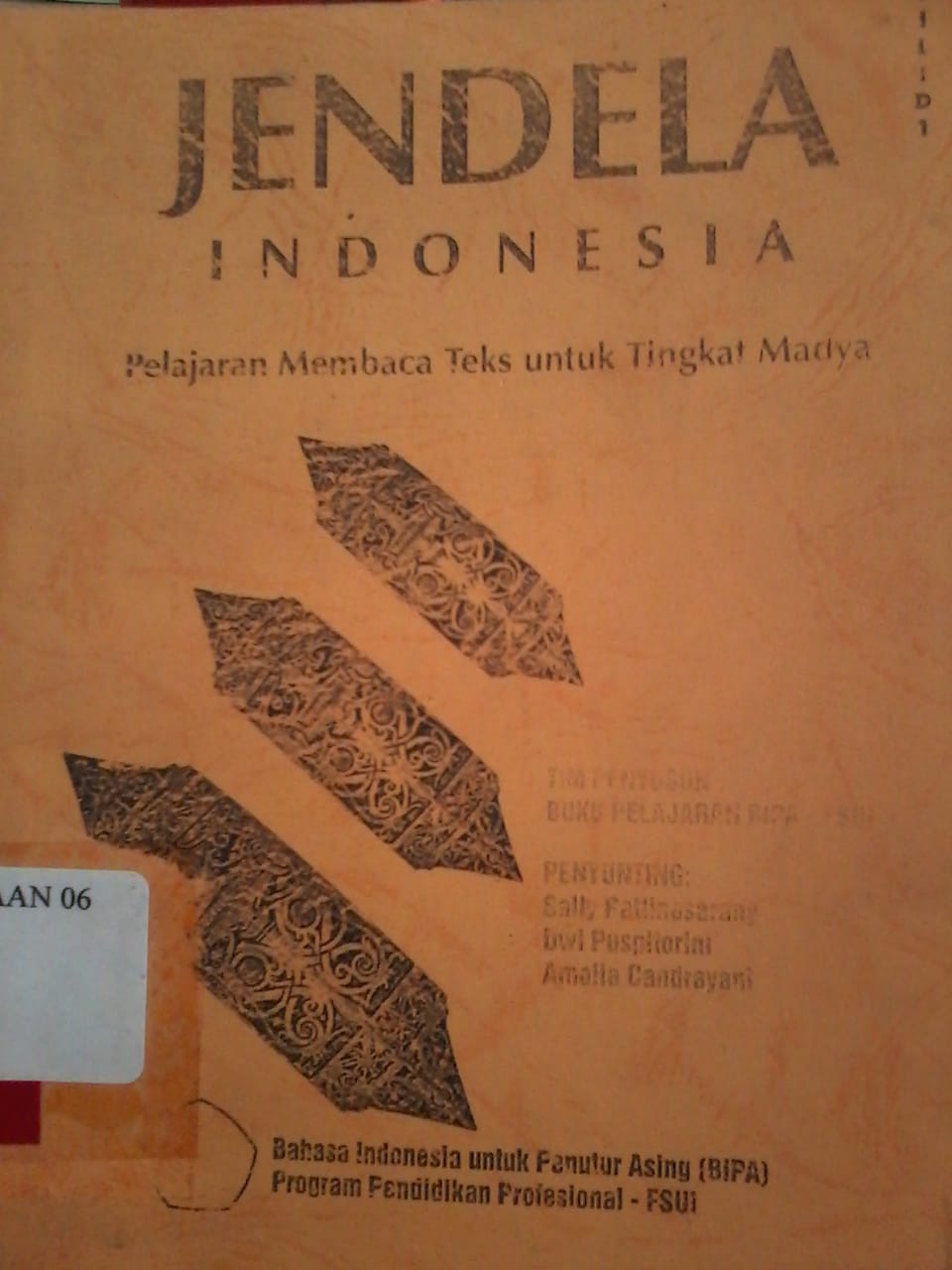 Jendela Indonesia : pelajaran membaca teks untuk tingkat madya