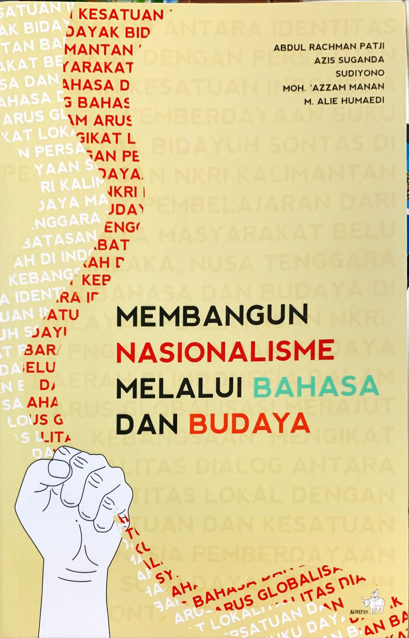 Membangun nasionalisme melalui bahasa dan budaya